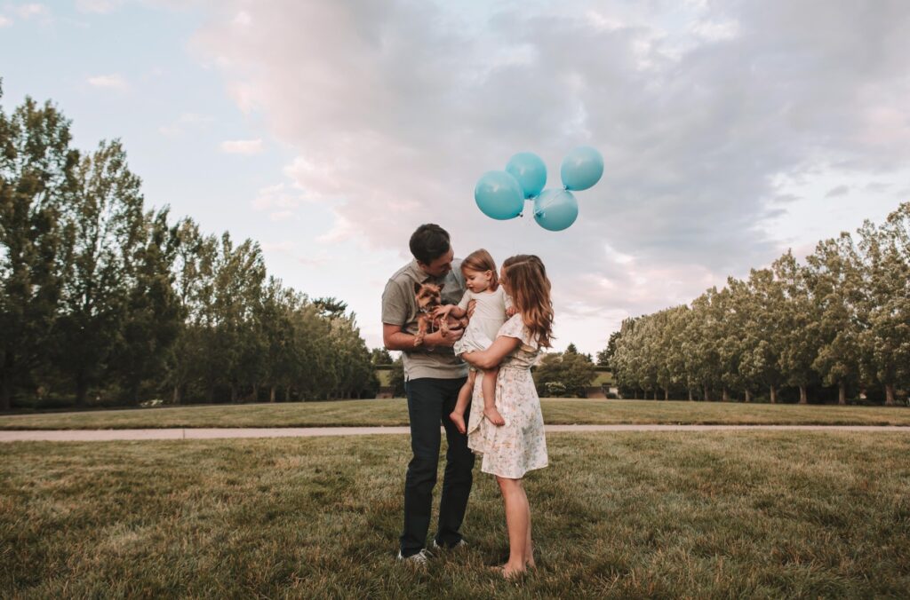 Balloon Gender Reveal Ideas for Families | The Dating Divas