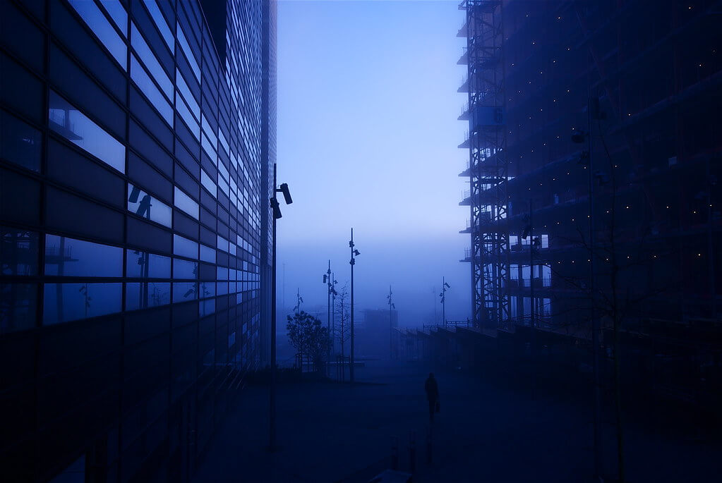 geir tønnessen - blue skyscraper